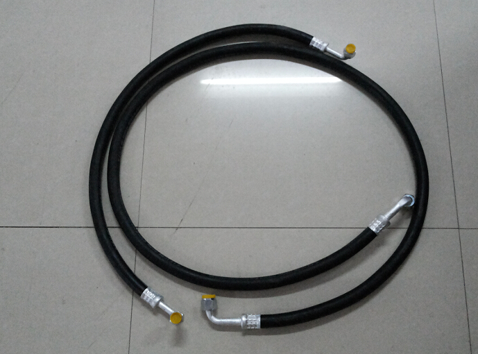 <a href=http://www.kwoe.cn/lcc/ target=_blank class=infotextkey>冷藏車</a>制冷系統(tǒng)管路圖片