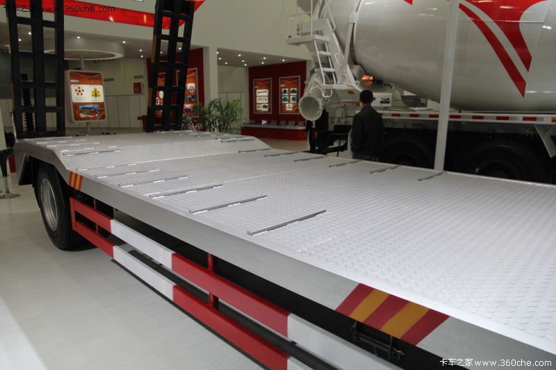 東風凹式低平板車圖片