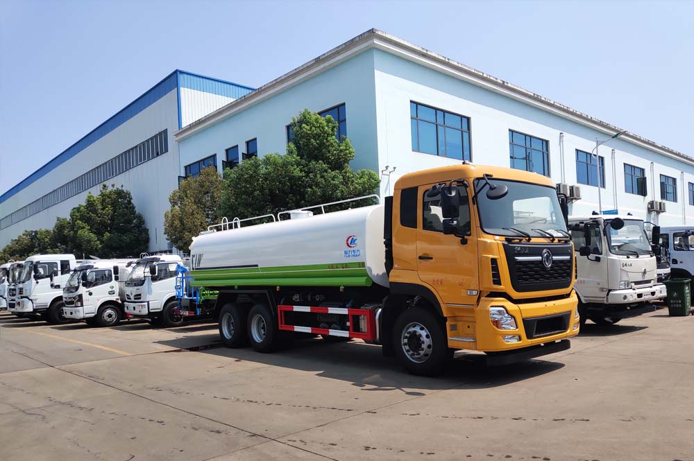 東風天龍后雙橋國六灑水車圖片3