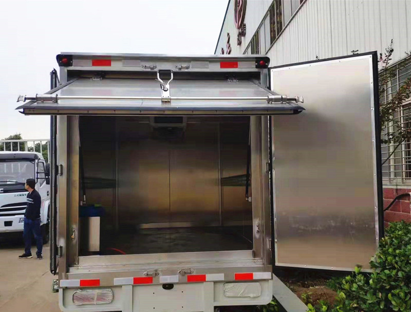 躍進小福星醫(yī)療廢物轉運車圖片5